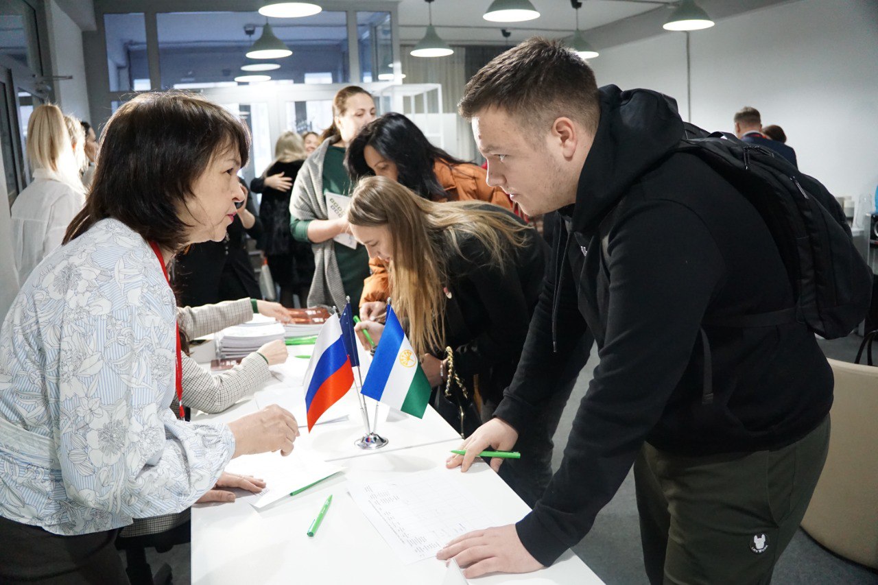 В форсайт-сессиях по генерации идей в рамках форума «Сильные идеи для нового времени приняли участие более 600 человек-slide