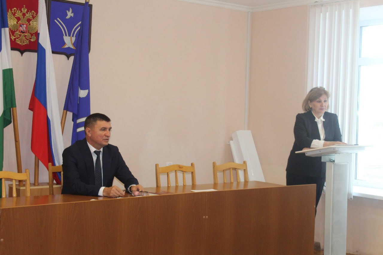 Более 40 предпринимателей и самозанятых собрала встреча в Чекмагушевском районе республики-slide