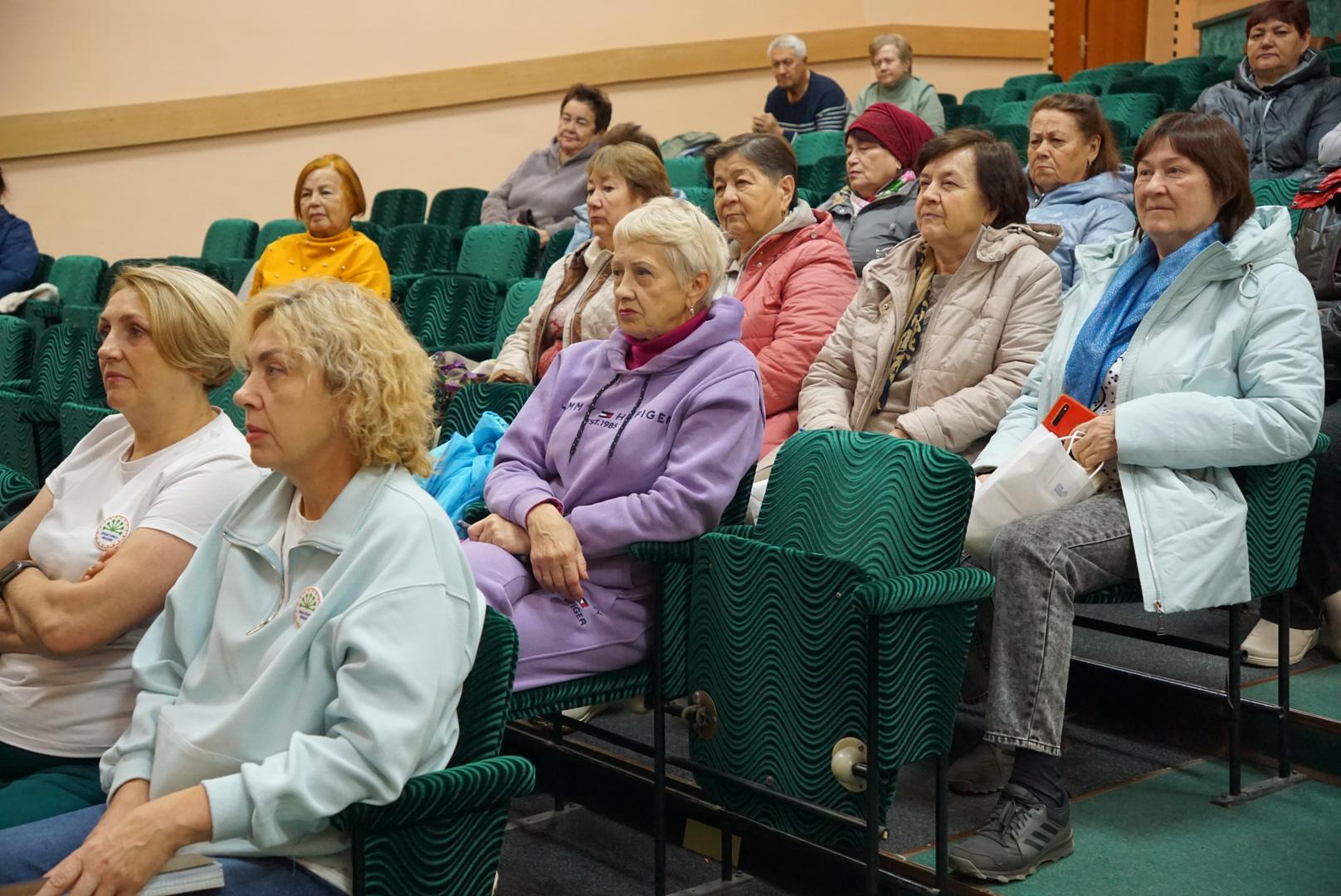 В Башкортостане граждане старшего возраста узнали о возможностях программы «Серебряный старт»