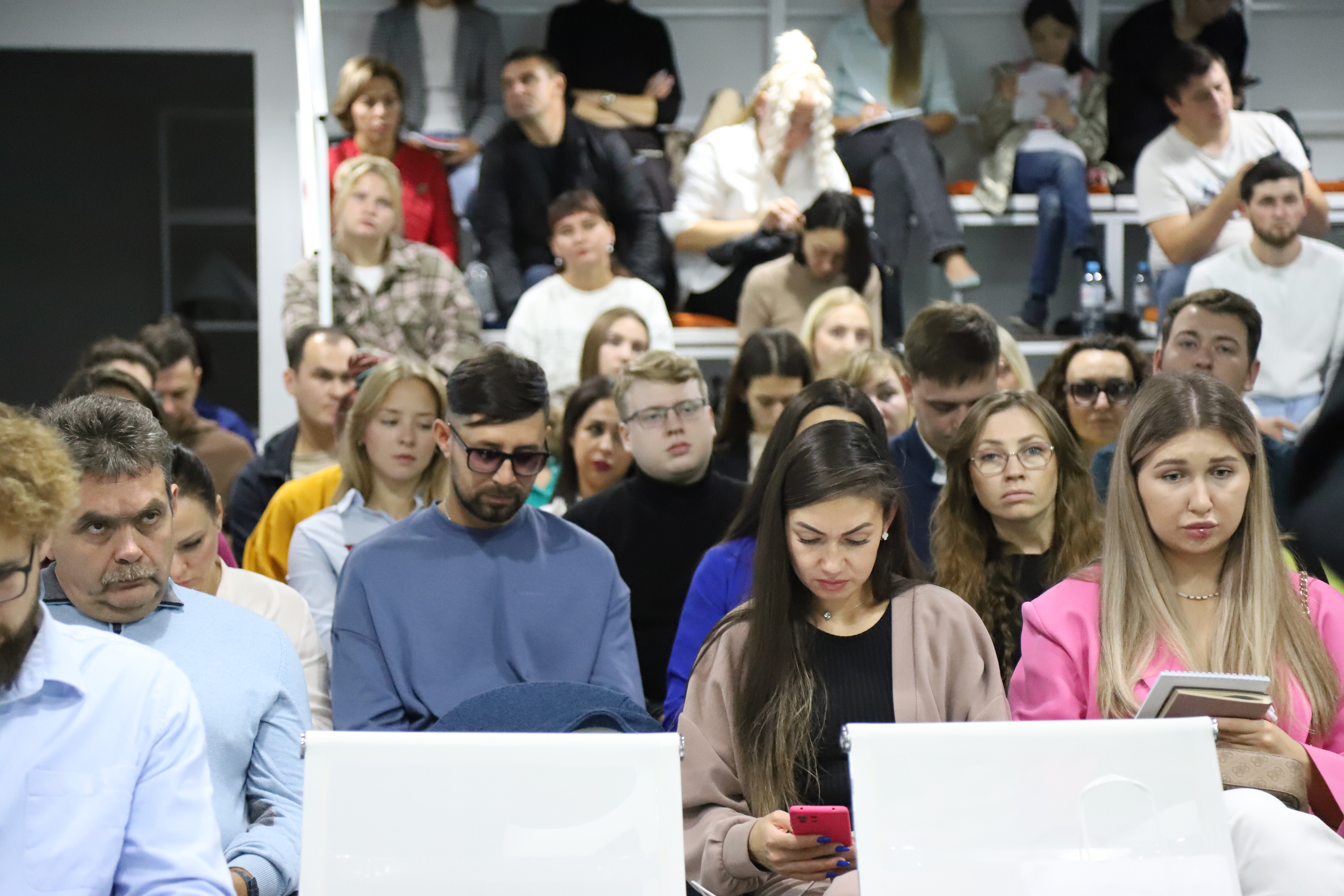 Более 100 предпринимателей Башкортостана научили продавать на маркетплейсах-slide