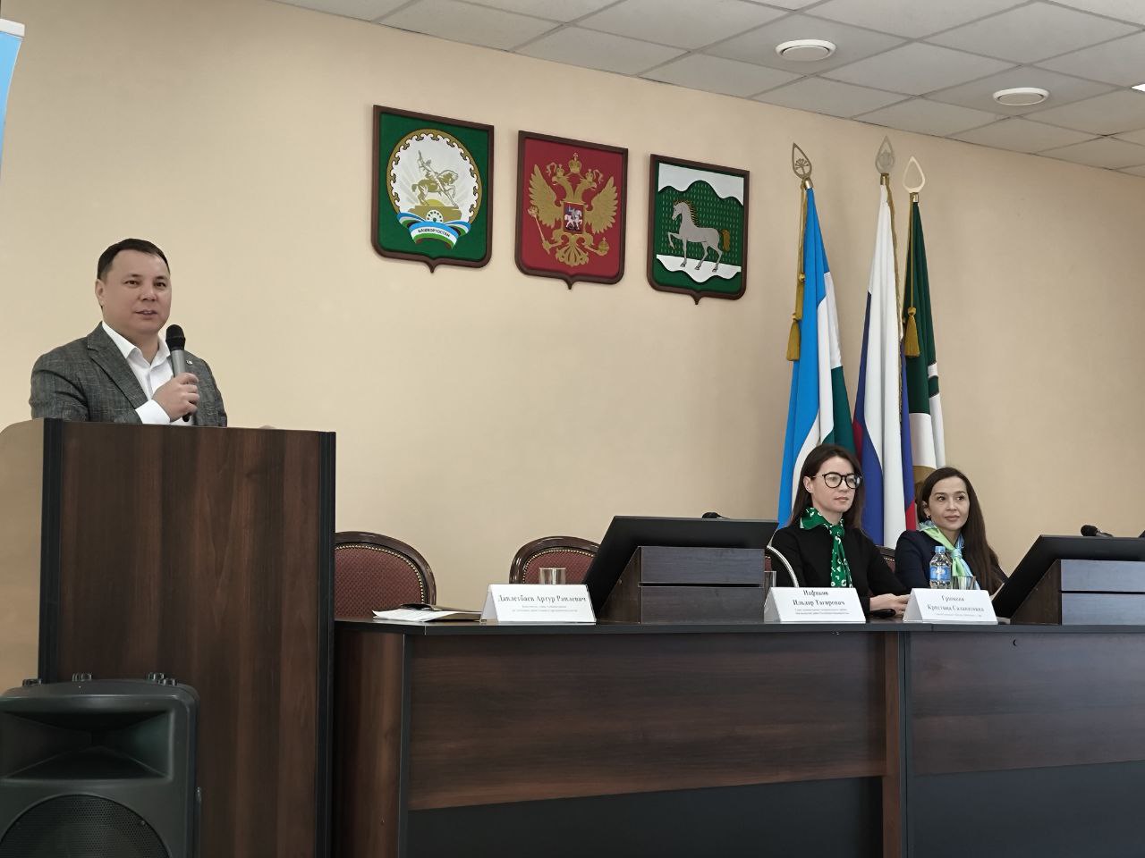 Мобильный офис Центра «Мой бизнес» провел консультации для предпринимателей двух районов Зауралья