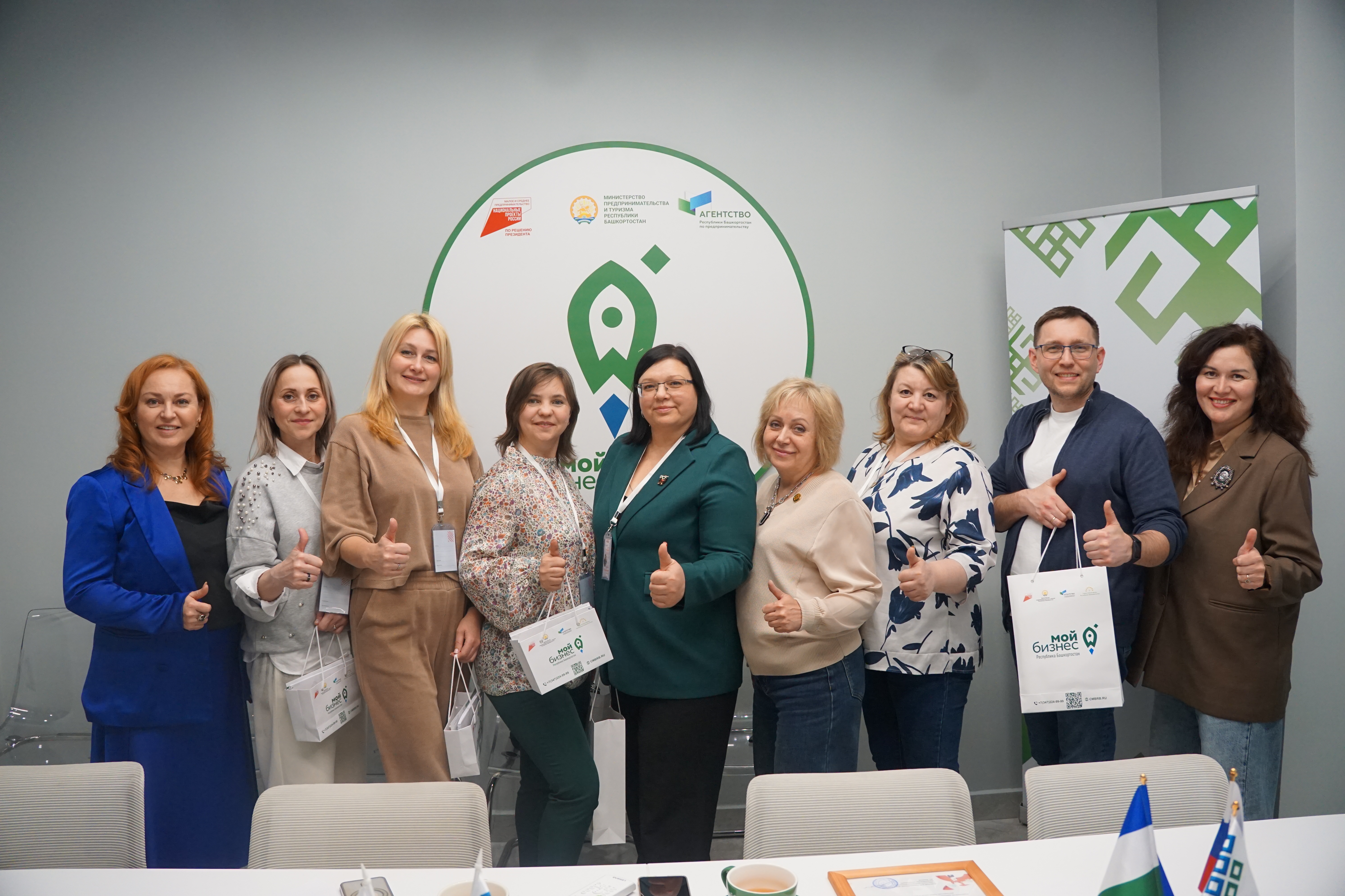 Предприниматели Новосибирской области посетили 20 социальных объектов Уфы