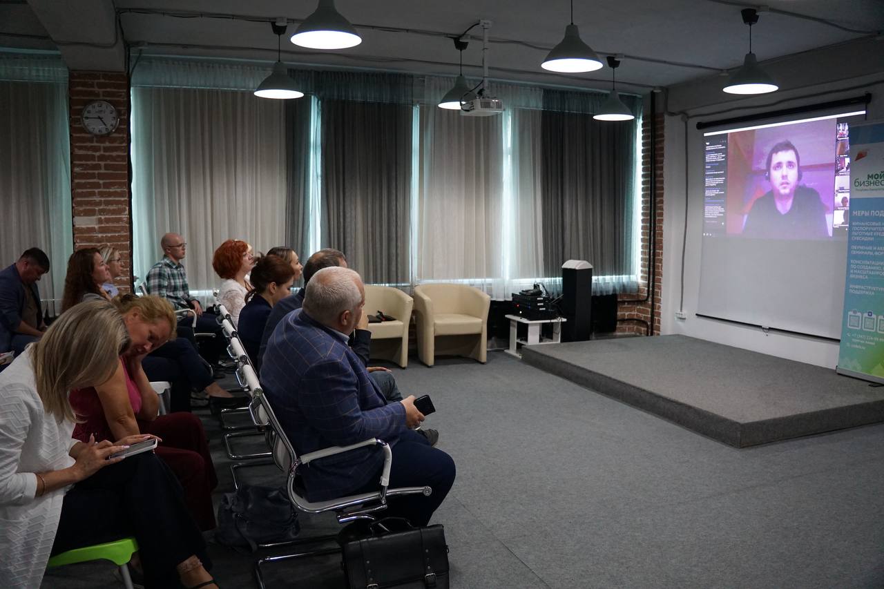 С предпринимателями Башкортостана обсудили возможности работы на маркетплейсе OZON-slide